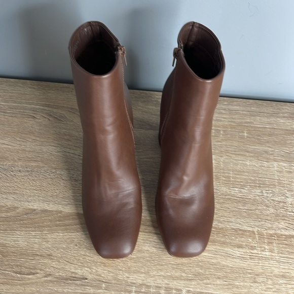 Madden Girl Steve Madden While Elegant Brown Ankle Boots - Picture 6 of 12